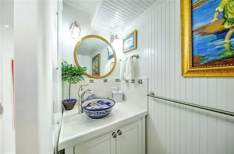 75 Macomber Lane Portsmouth RI 02871