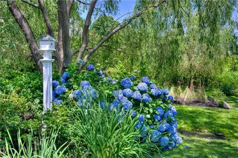 75 Macomber Lane Portsmouth RI 02871