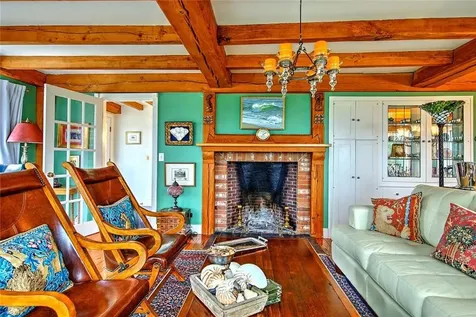 75 Macomber Lane Portsmouth RI 02871