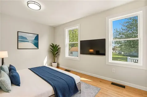 19 Cows Path Middletown RI 02842