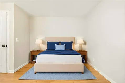 19 Cows Path Middletown RI 02842