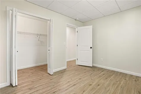 19 Cows Path Middletown RI 02842