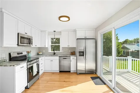 19 Cows Path Middletown RI 02842