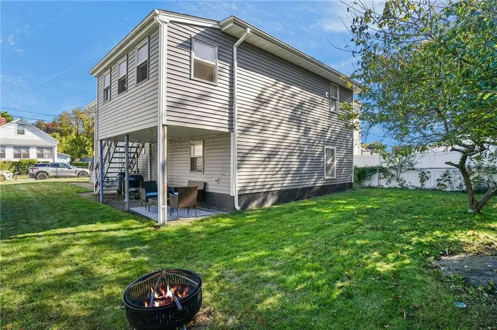68 Everett Street Warren RI 02885