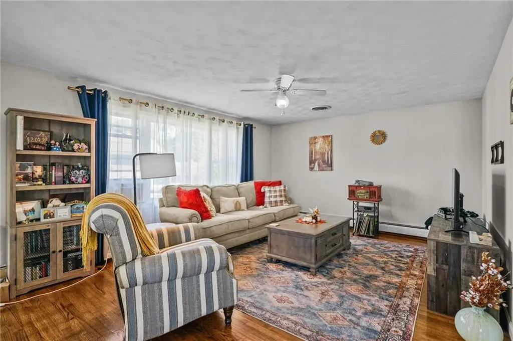 68 Everett Street Warren RI 02885