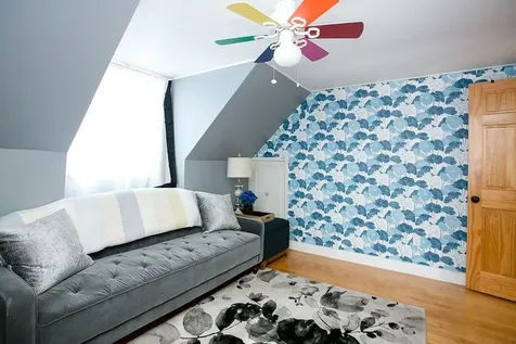 1994 East Main Road Portsmouth RI 02871