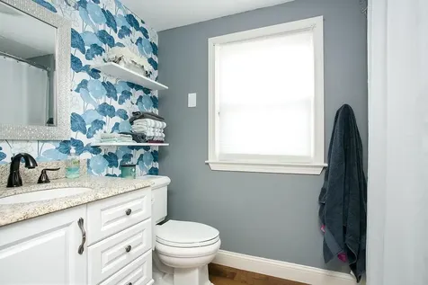 1994 East Main Road Portsmouth RI 02871