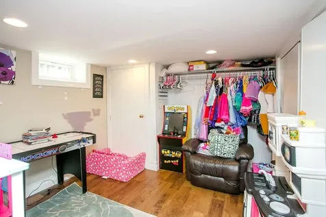 1994 East Main Road Portsmouth RI 02871