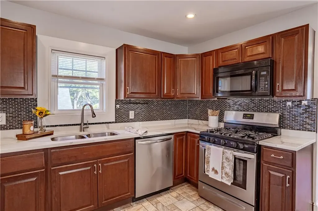 56 Clematis Street Providence RI 02908