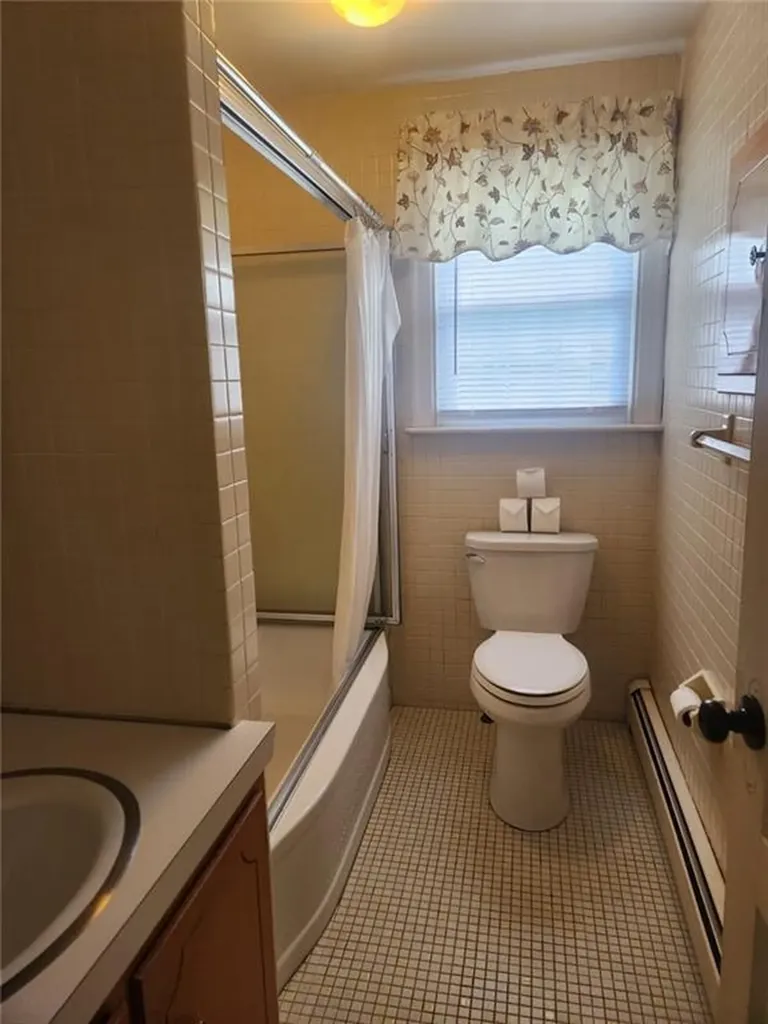 61 Crossland Road West Warwick RI 02893