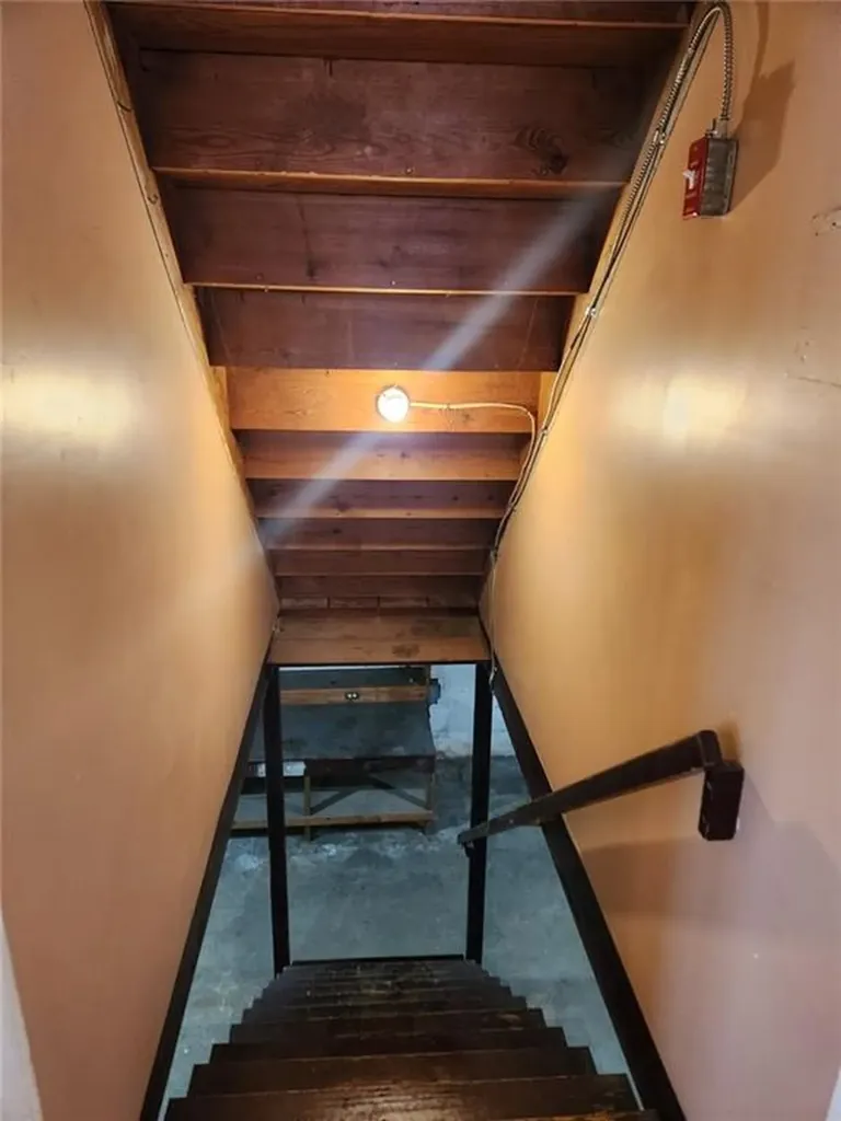 61 Crossland Road West Warwick RI 02893