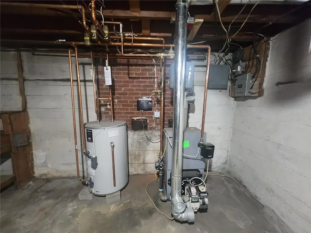 61 Crossland Road West Warwick RI 02893