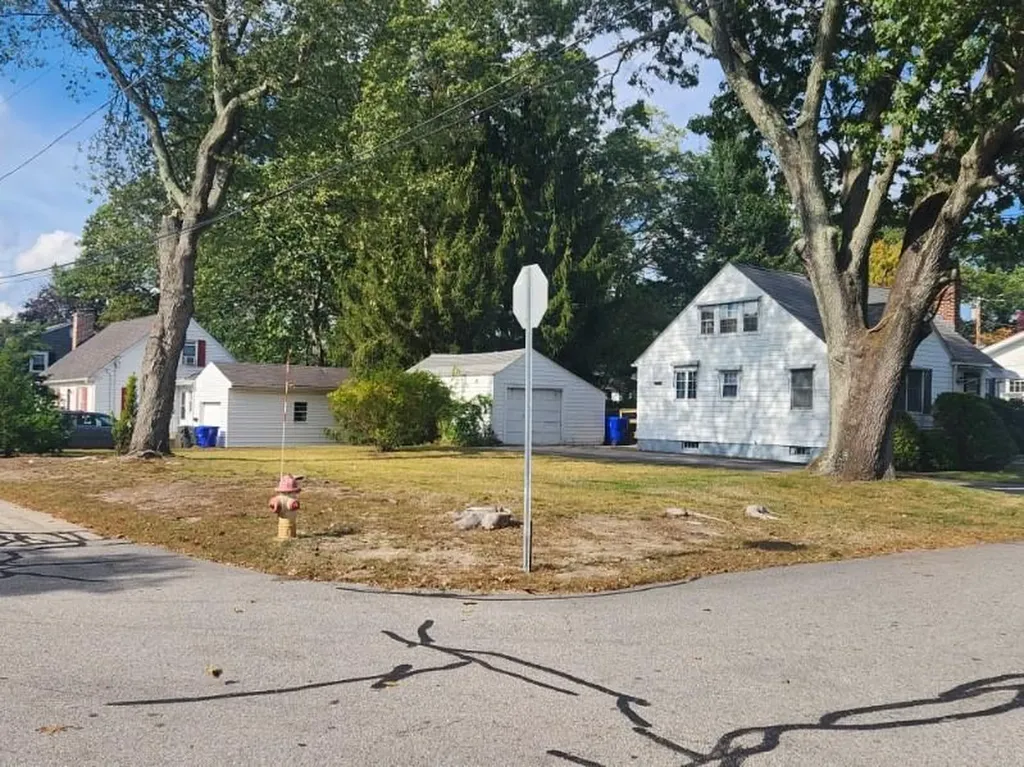 61 Crossland Road West Warwick RI 02893