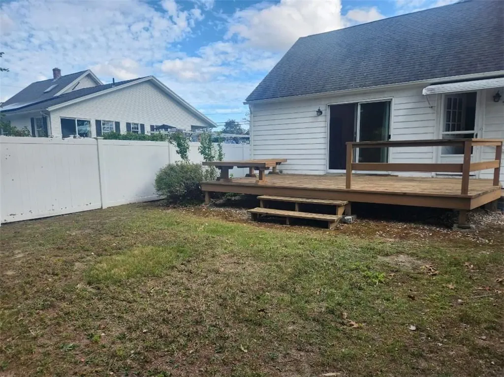 61 Crossland Road West Warwick RI 02893