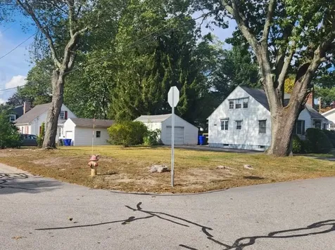 61 Crossland Road West Warwick RI 02893