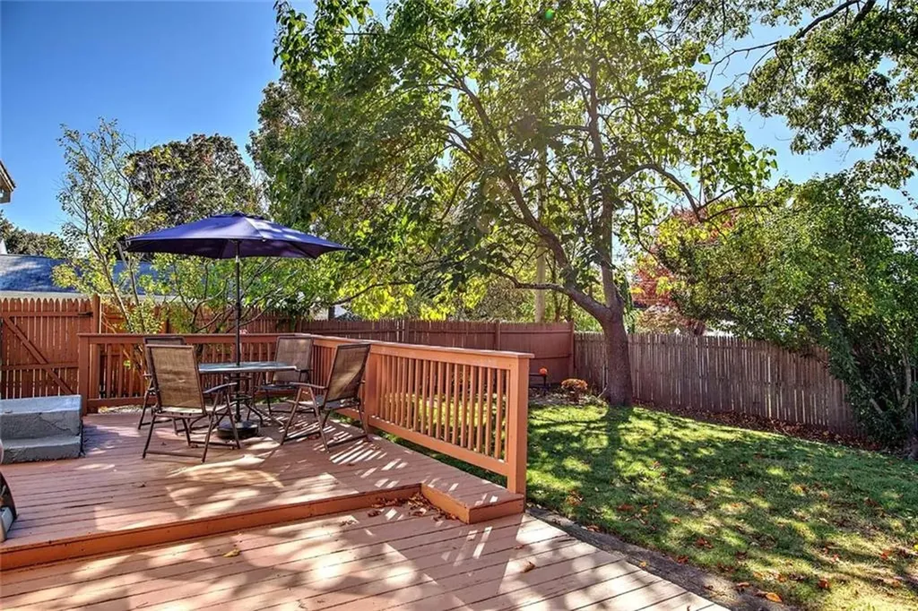 18 Tuscola Avenue North Providence RI 02904