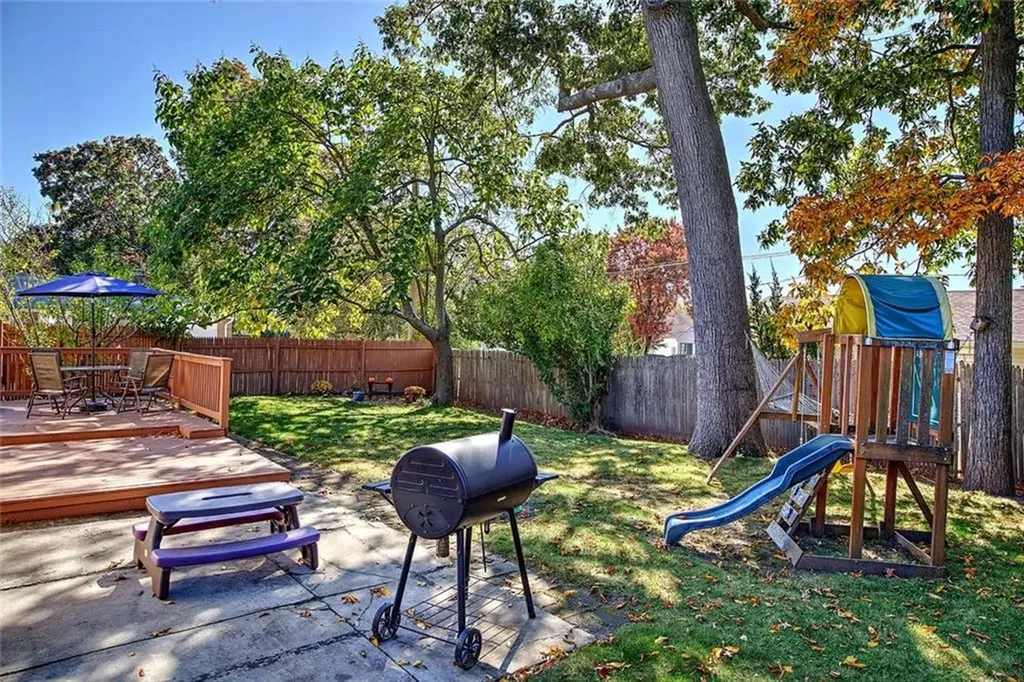 18 Tuscola Avenue North Providence RI 02904