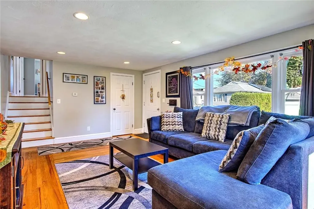 18 Tuscola Avenue North Providence RI 02904