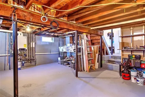 18 Tuscola Avenue North Providence RI 02904