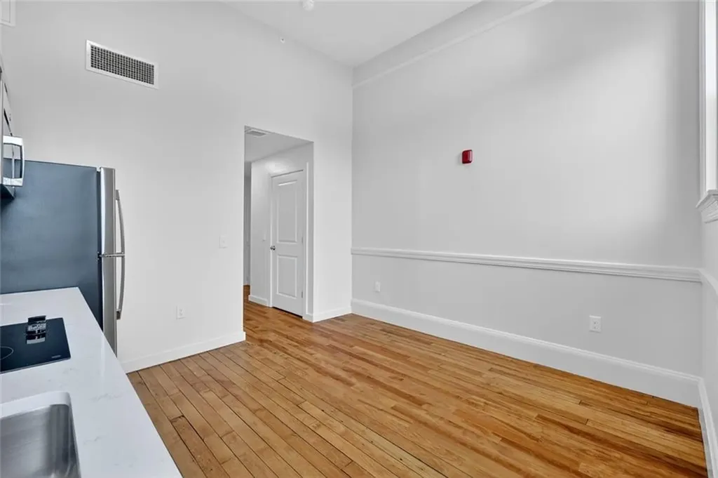 1624 Lonsdale Avenue Lincoln RI 02865