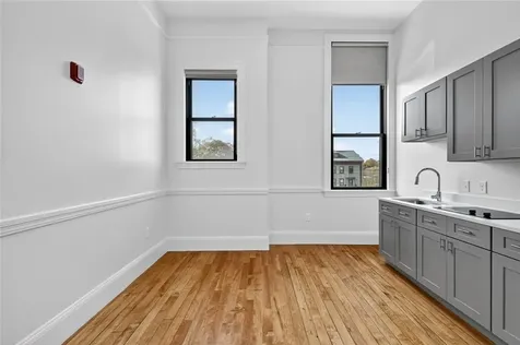 1624 Lonsdale Avenue Lincoln RI 02865