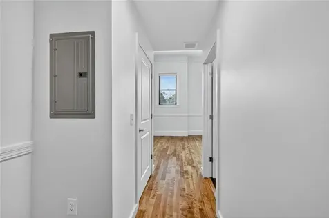 1624 Lonsdale Avenue Lincoln RI 02865