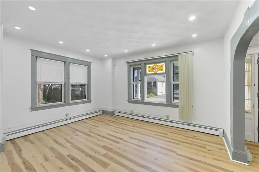 20 Brush Hill Road Providence RI 02909