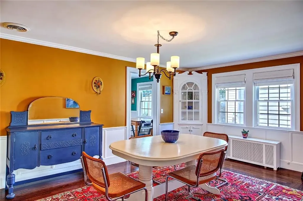 15 Goldsmith Street Providence RI 02906