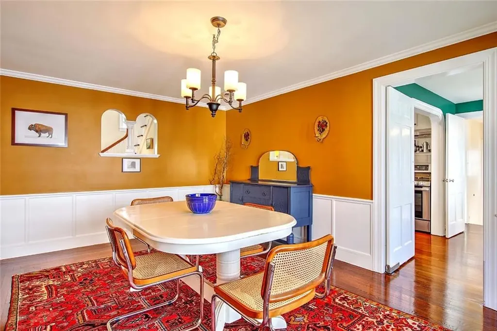 15 Goldsmith Street Providence RI 02906