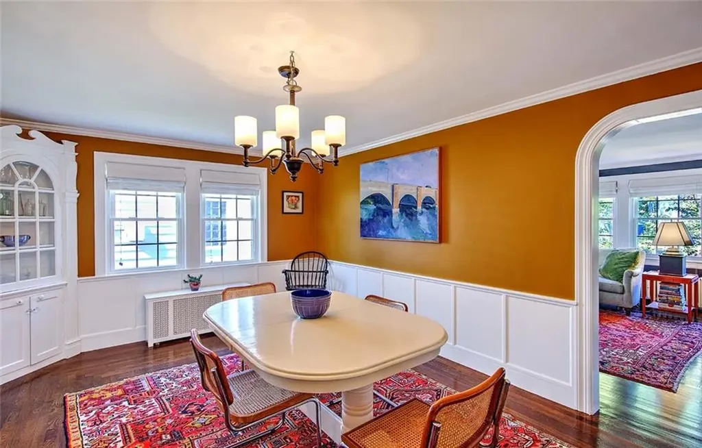 15 Goldsmith Street Providence RI 02906