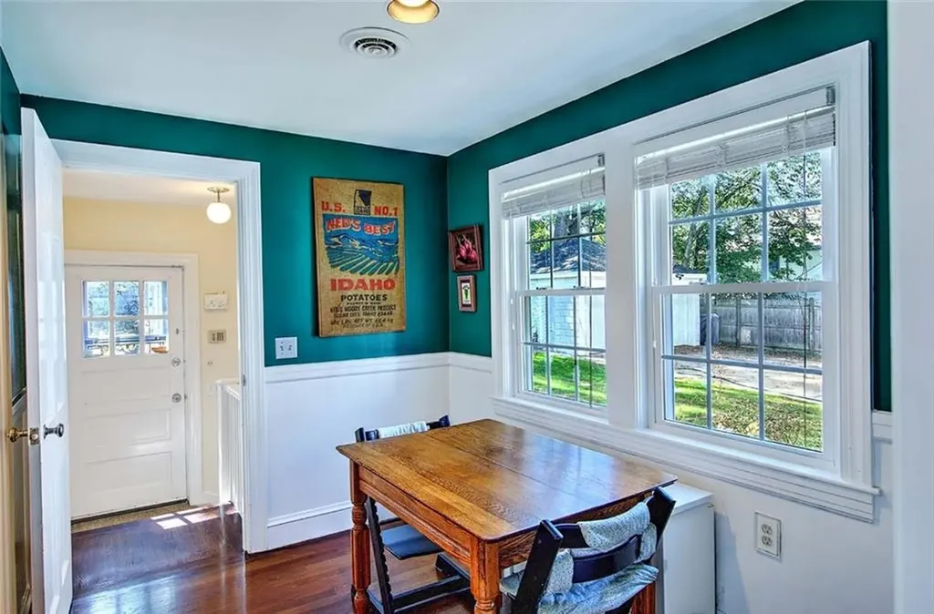 15 Goldsmith Street Providence RI 02906