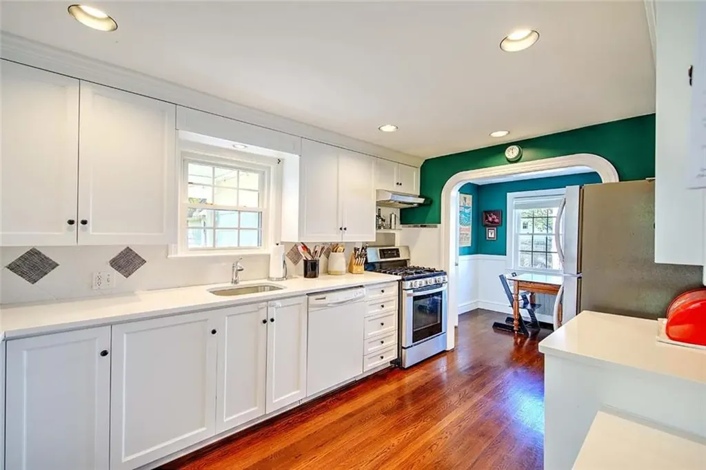 15 Goldsmith Street Providence RI 02906