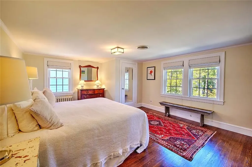 15 Goldsmith Street Providence RI 02906