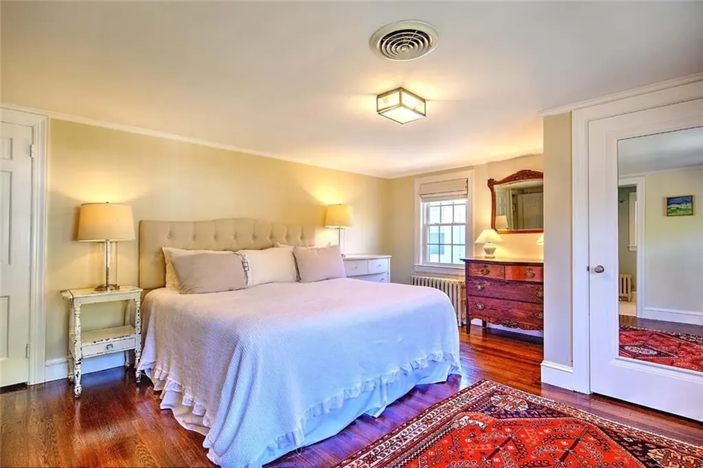 15 Goldsmith Street Providence RI 02906