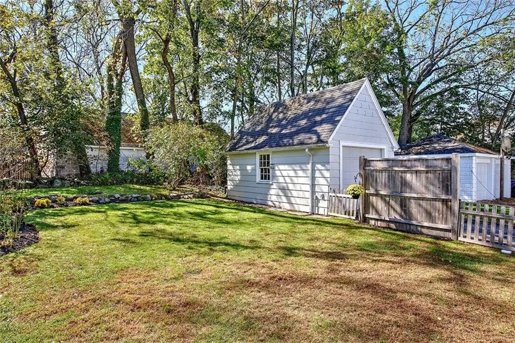 15 Goldsmith Street Providence RI 02906