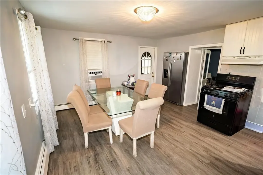 154 Camden Avenue Providence RI 02908