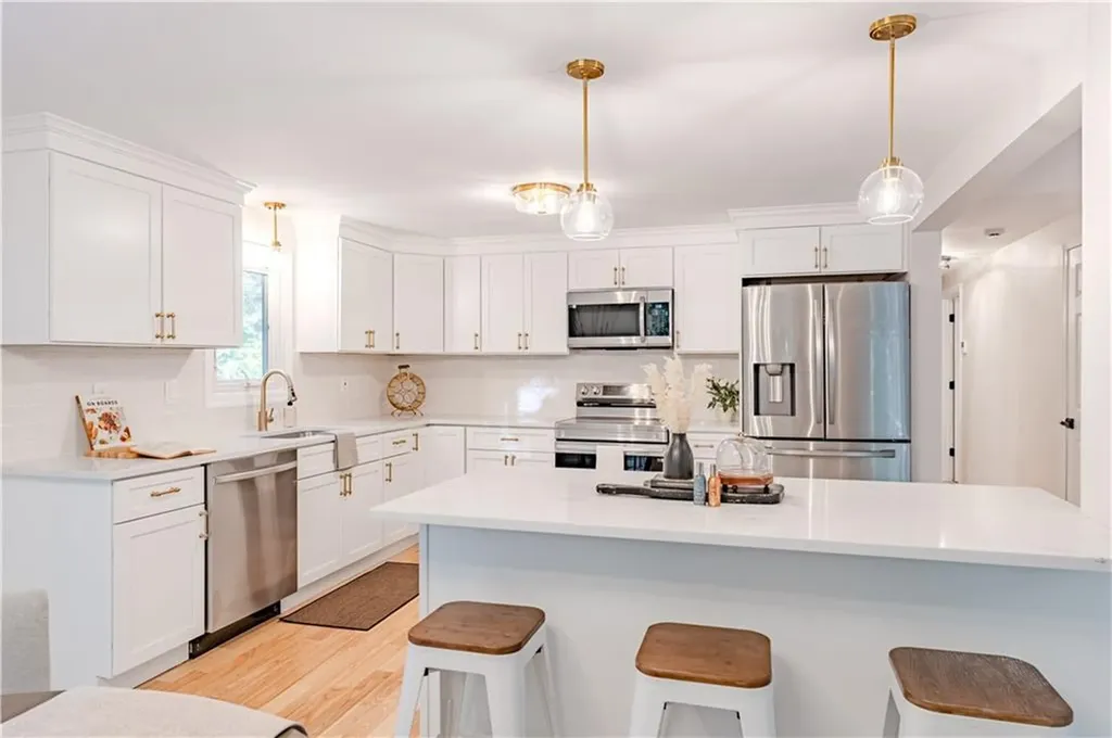 20 Indian Trail Charlestown RI 02813