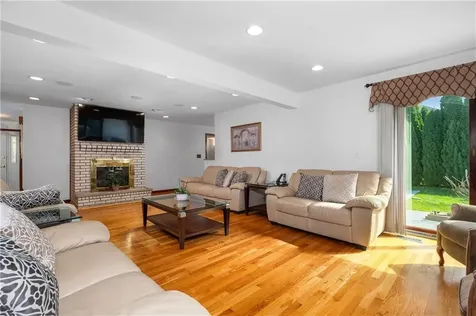 1 Ashley Drive Lincoln RI 02865