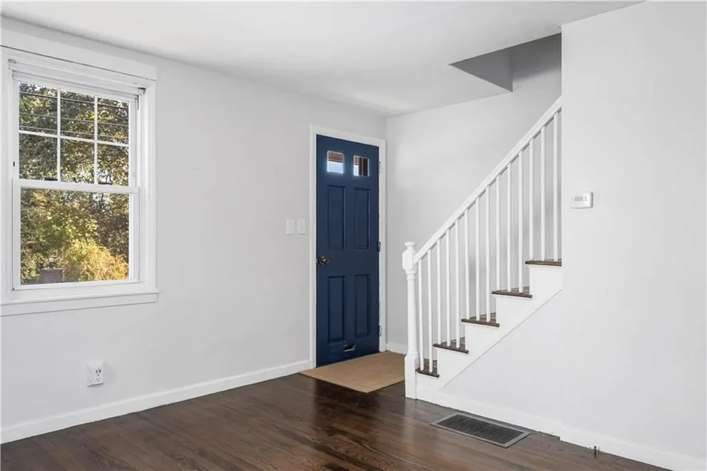 349 Boulevard Middletown RI 02842