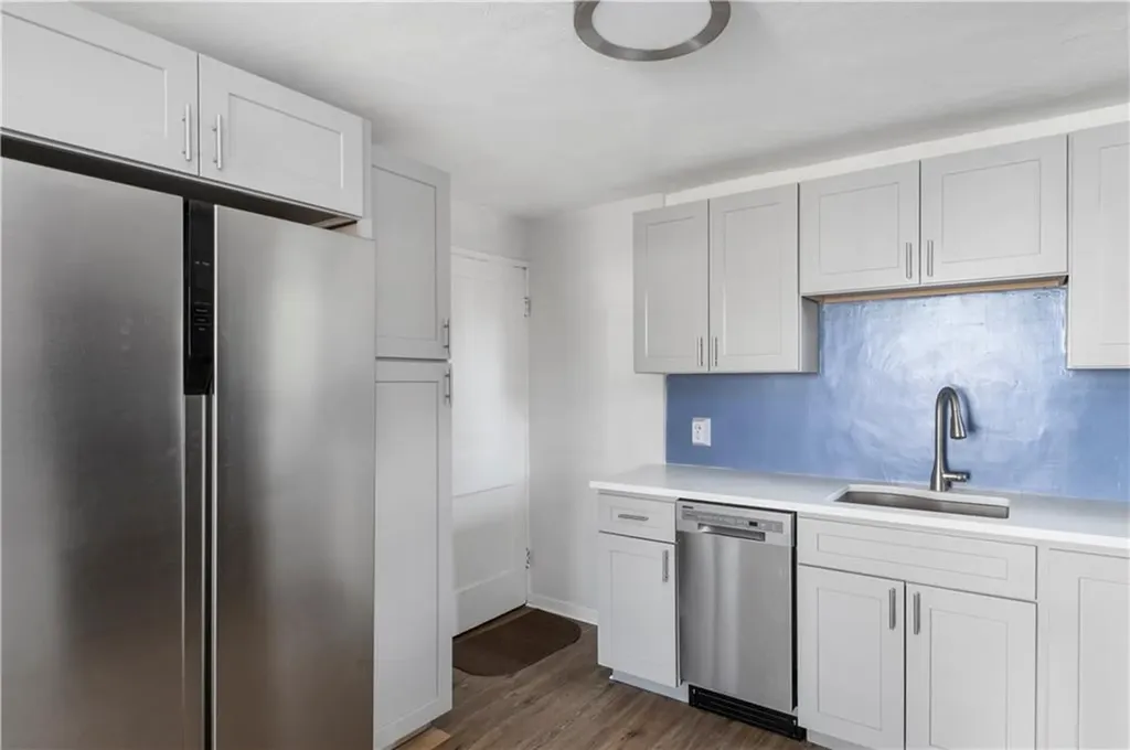 349 Boulevard Middletown RI 02842