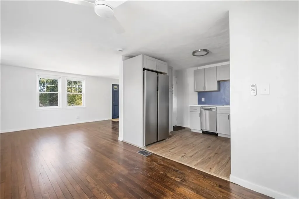 349 Boulevard Middletown RI 02842