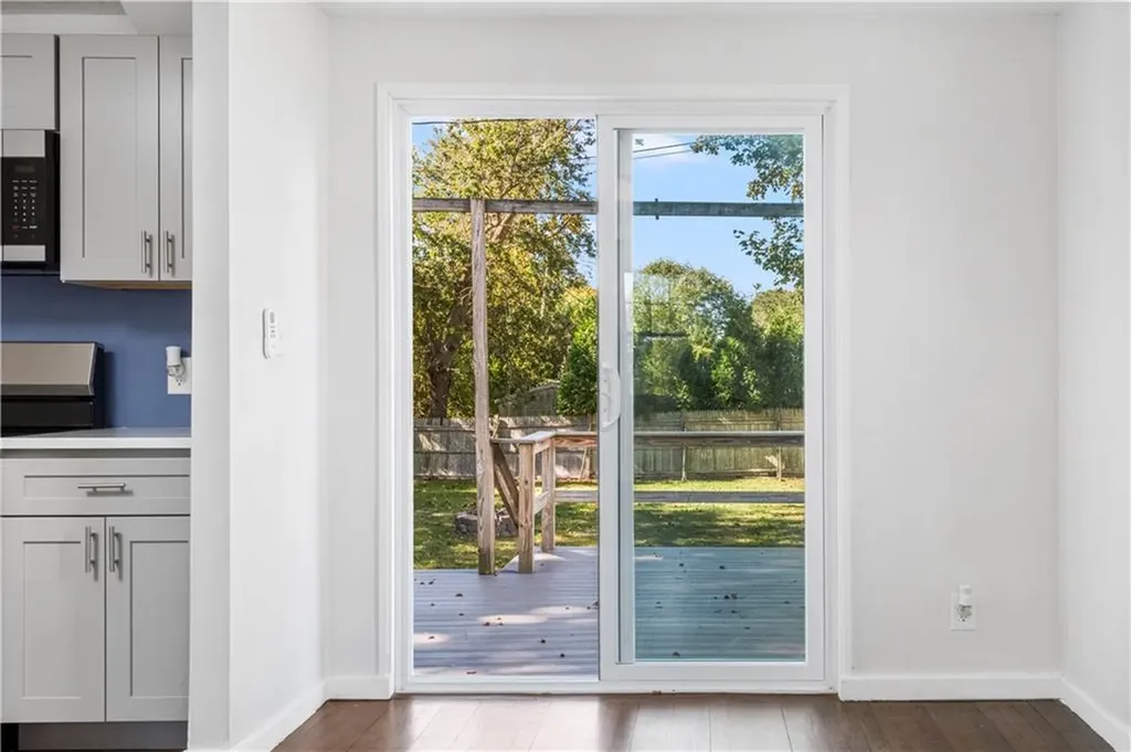 349 Boulevard Middletown RI 02842