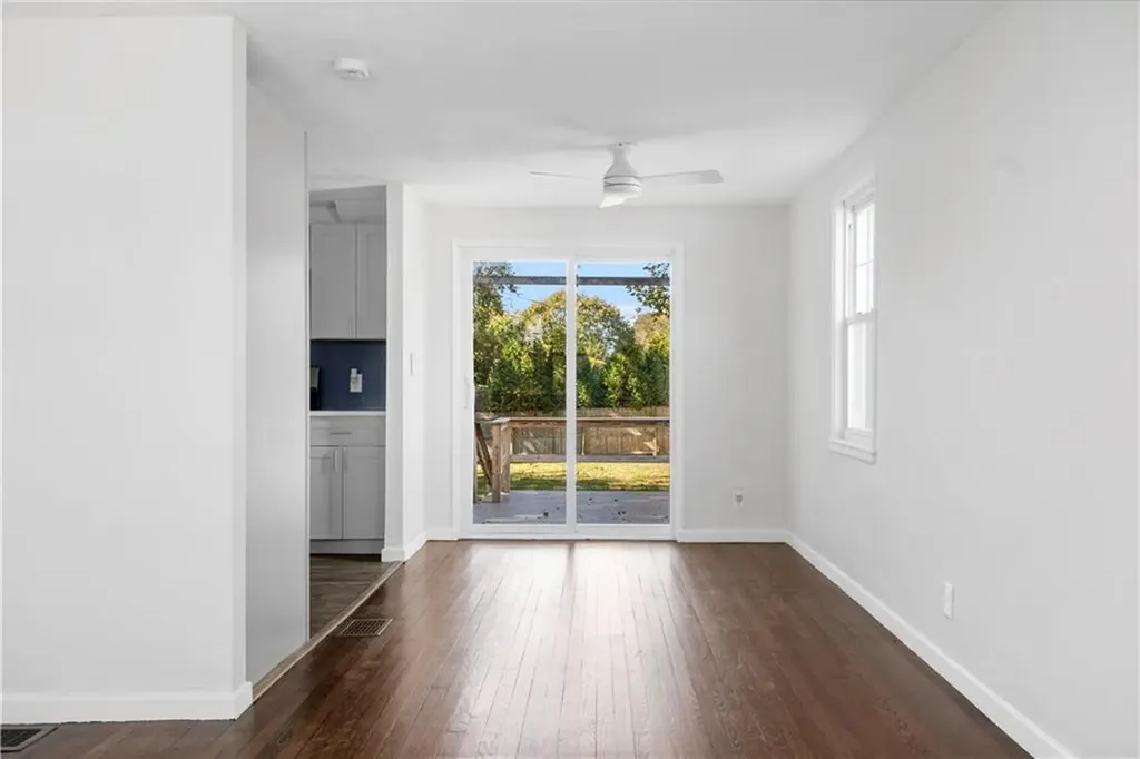 349 Boulevard Middletown RI 02842