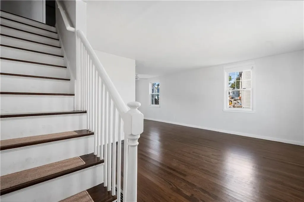 349 Boulevard Middletown RI 02842