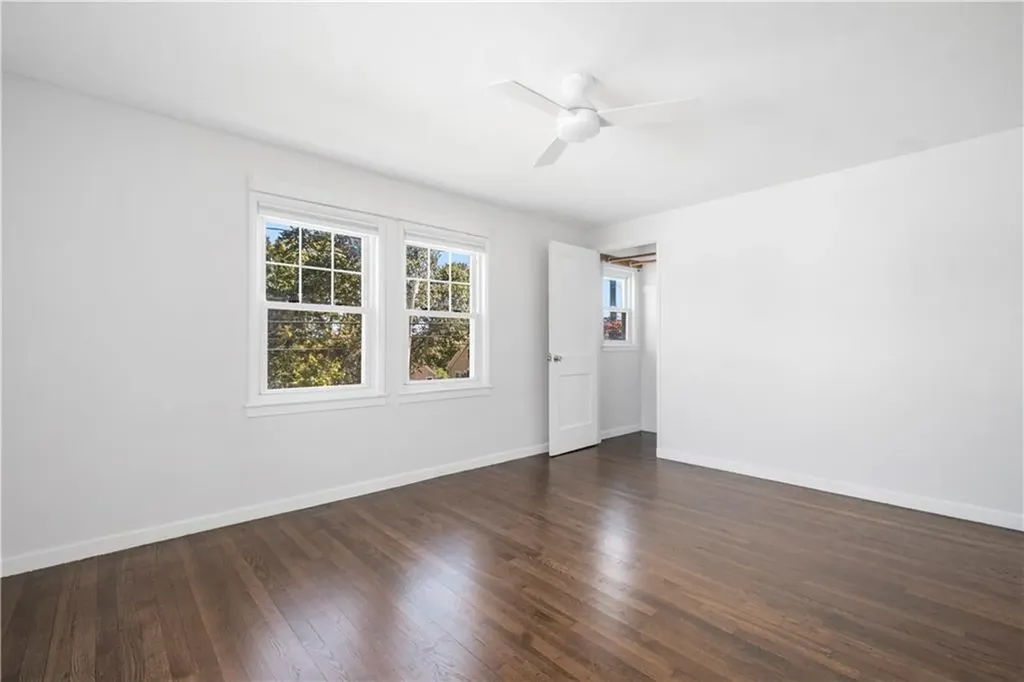349 Boulevard Middletown RI 02842
