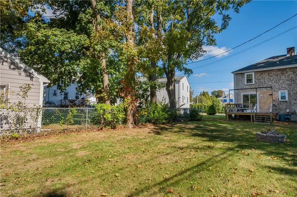 349 Boulevard Middletown RI 02842