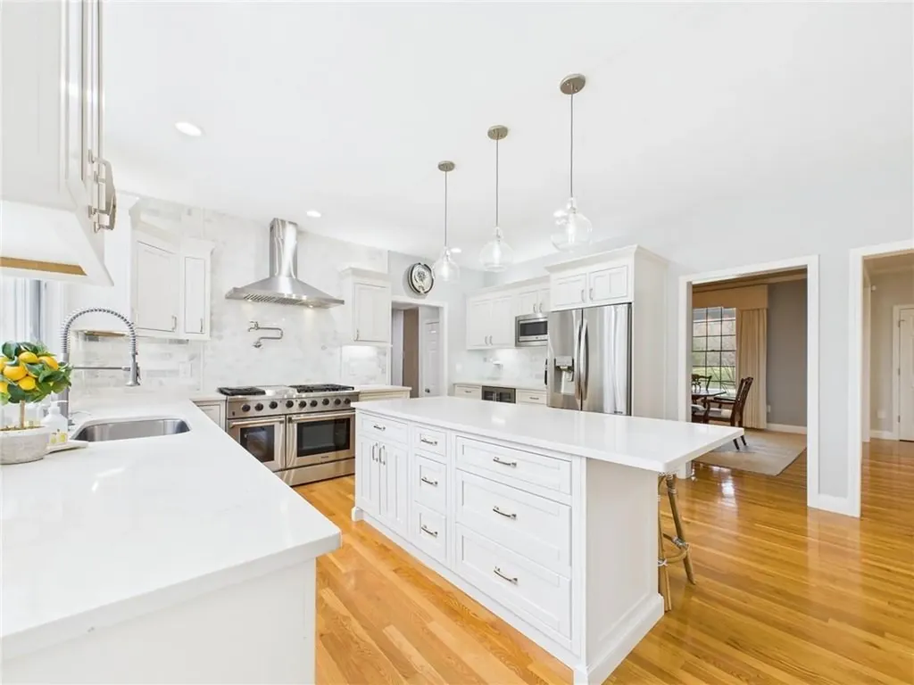 30 Taggart Court East Greenwich RI 02818