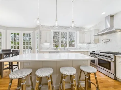 30 Taggart Court East Greenwich RI 02818