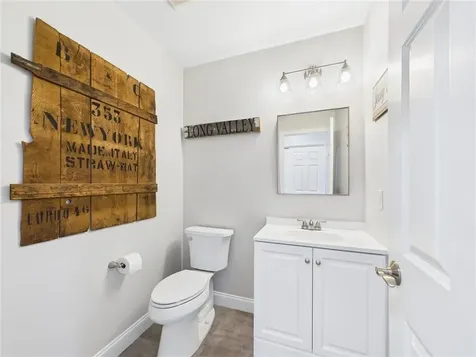 30 Taggart Court East Greenwich RI 02818