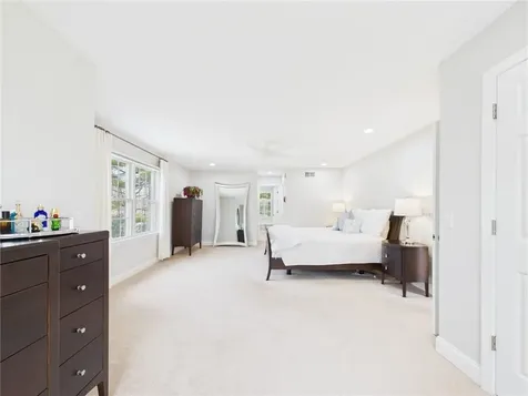 30 Taggart Court East Greenwich RI 02818